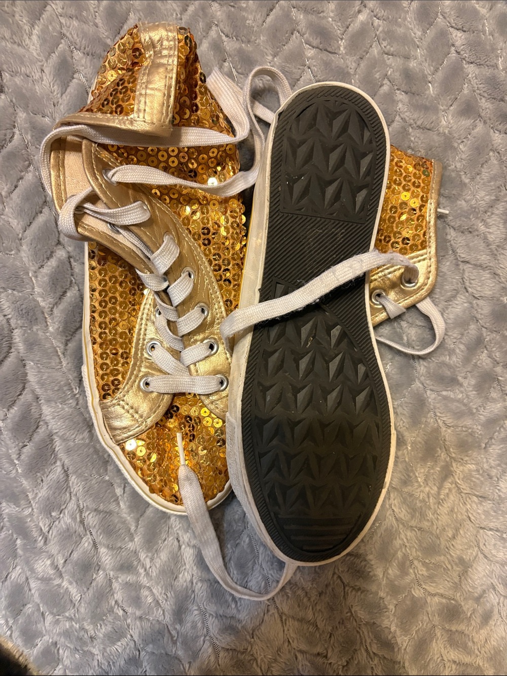 Gold Sequin Women's High-Top Sneakers - Fashionable Sparkle